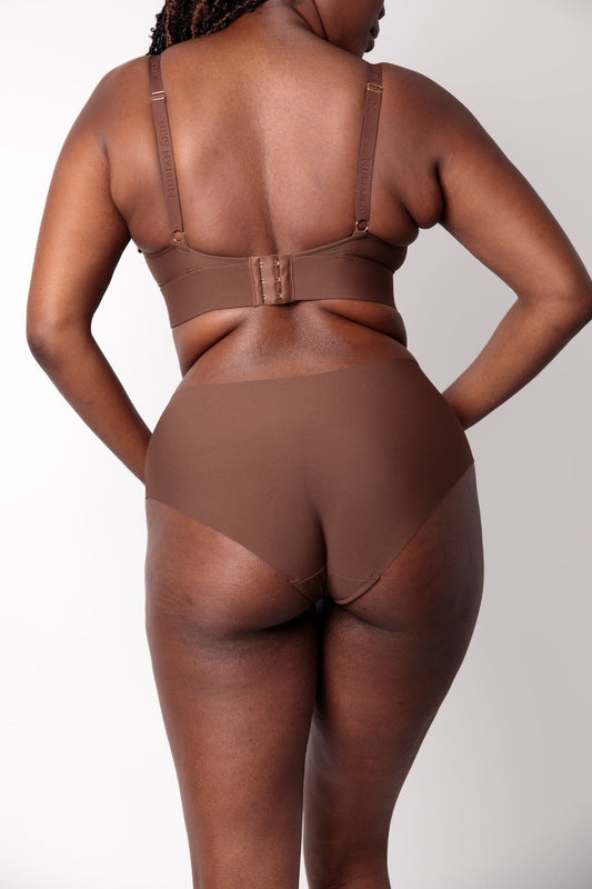 The Best Brands Of Lingerie For Bigger Cup Sizes - UK Tights Blog